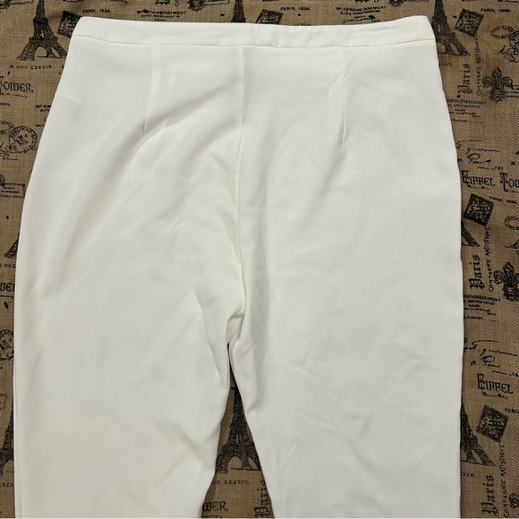 Prettylittlething NWT! Plus White Tailored Fitted Trousers Pant Size 18 - Picture 11 of 12